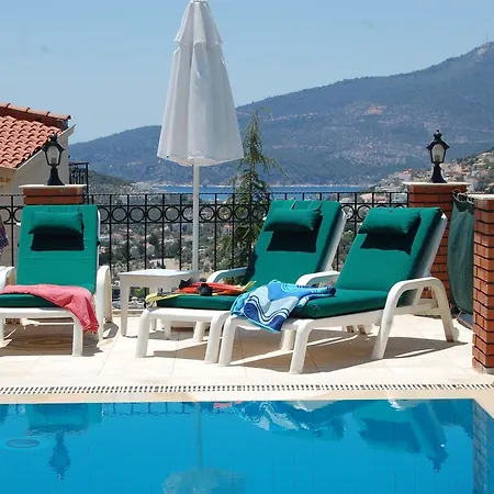 Tas Villa